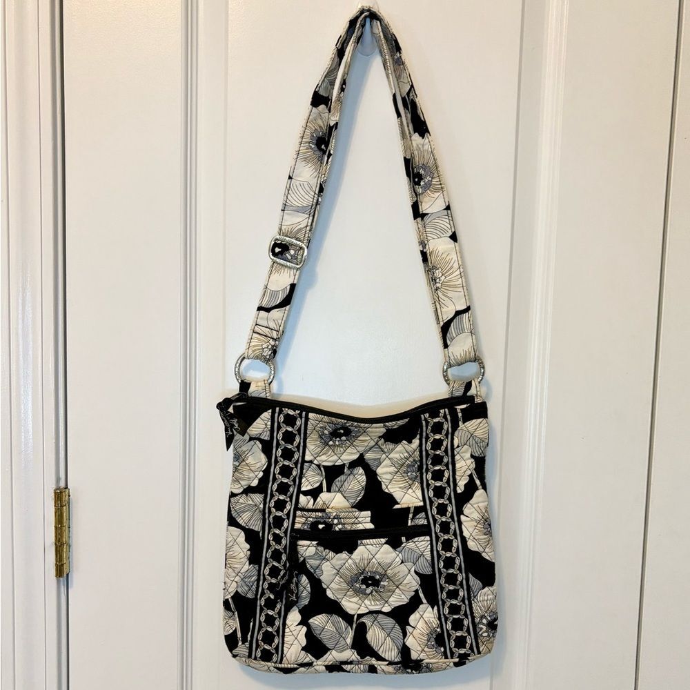 Vera Bradley Floral Crossbody Bag Black White Quilted Zip Pocket Purse